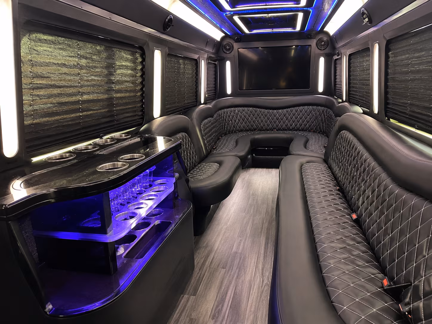 graduation and prom party buses serving harlingen cisd and the rio grande valley